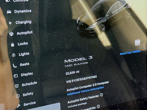 Used 2018 Tesla Model 3 Mid Range image 19