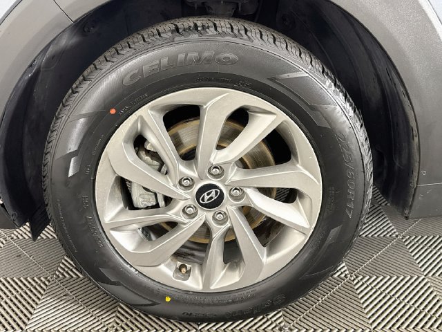 Used 2017 Hyundai Tucson SE w/ SE Popular Package 02 FWD image 34