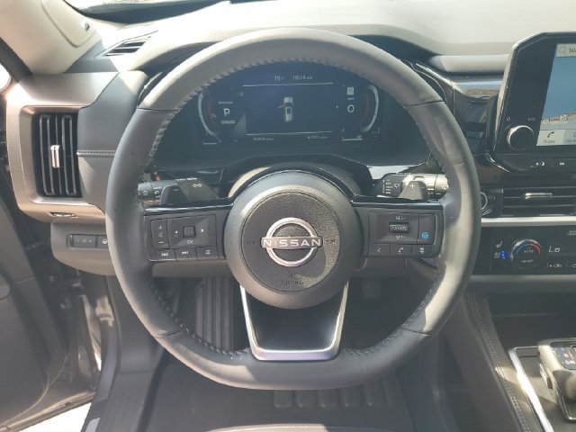 Certified 2024 Nissan Pathfinder Platinum w/ Cargo Package FWD image 19