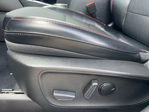 Used 2023 Ford Escape ST-Line image 11