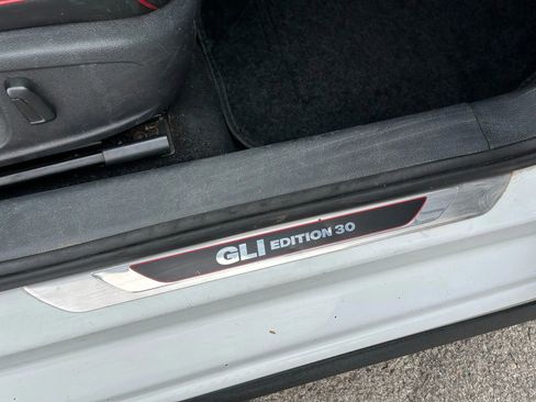 Used 2014 Volkswagen Jetta GLI Edition 30 image 38