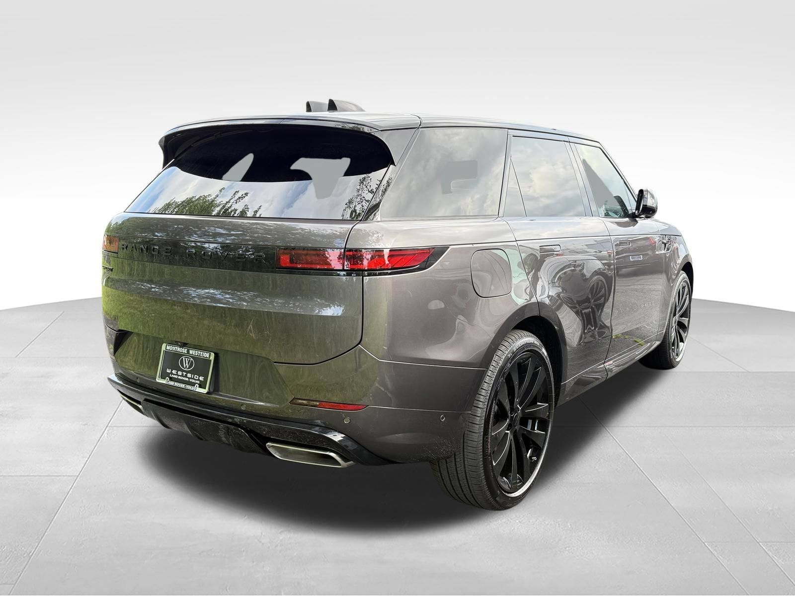 New 2026 Land Rover Range Rover Sport Dynamic SE AWD/4WD image 6
