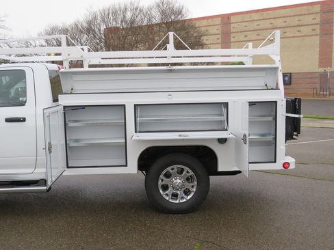 New 2024 RAM 3500 Tradesman image 11