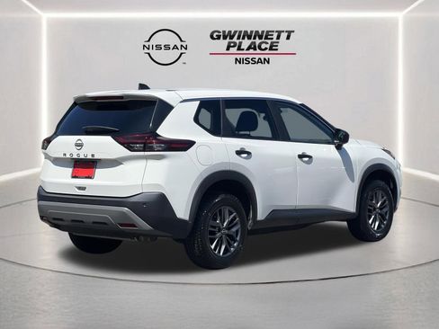 Used 2023 Nissan Rogue S FWD image 22