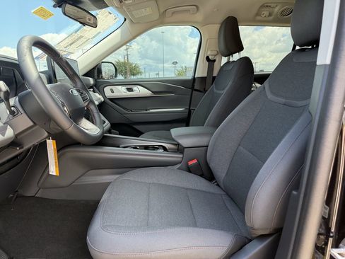 New 2026 Ford Explorer Active AWD/4WD image 49