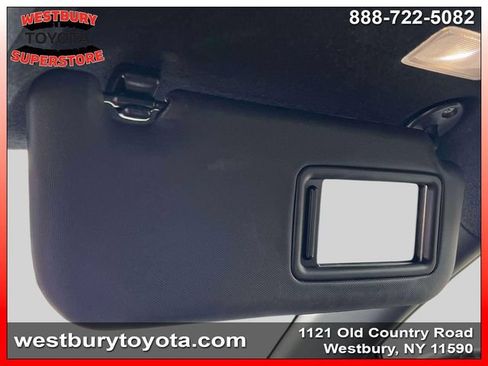 Used 2023 Toyota Corolla Cross AWD Hybrid image 31