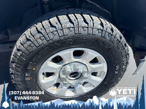 Used 2024 Ford F250 XLT w/ FX4 Off-Road Package AWD/4WD image 9