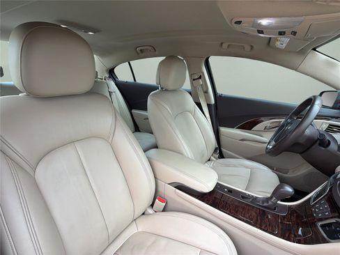 Used 2014 Buick LaCrosse Leather image 19