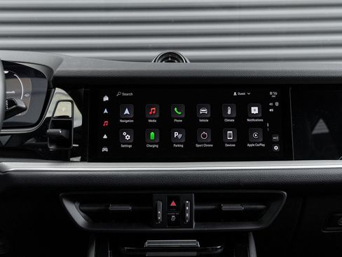 Certified 2025 Porsche Cayenne S AWD/4WD image 22