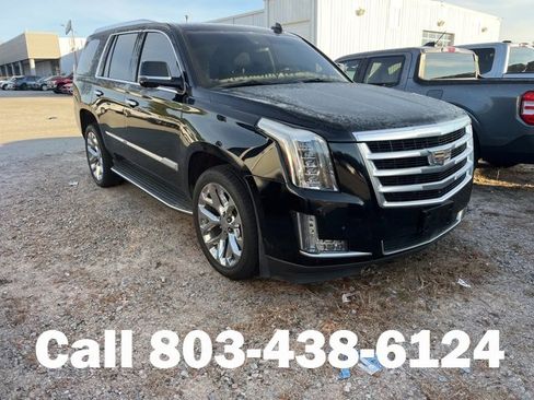 Used 2020 Cadillac Escalade Luxury image 1