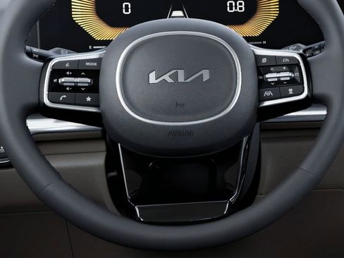 New 2026 Kia Carnival FWD image 22