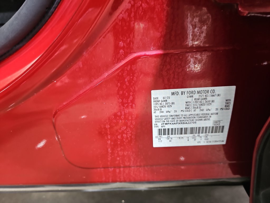 Used 2024 Ford Edge ST w/ Equipment Group 401A AWD/4WD image 39
