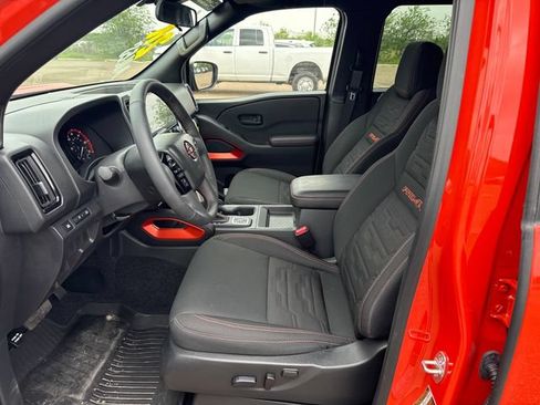 Certified 2026 Nissan Frontier PRO-4X w/ Tow Package AWD/4WD image 10
