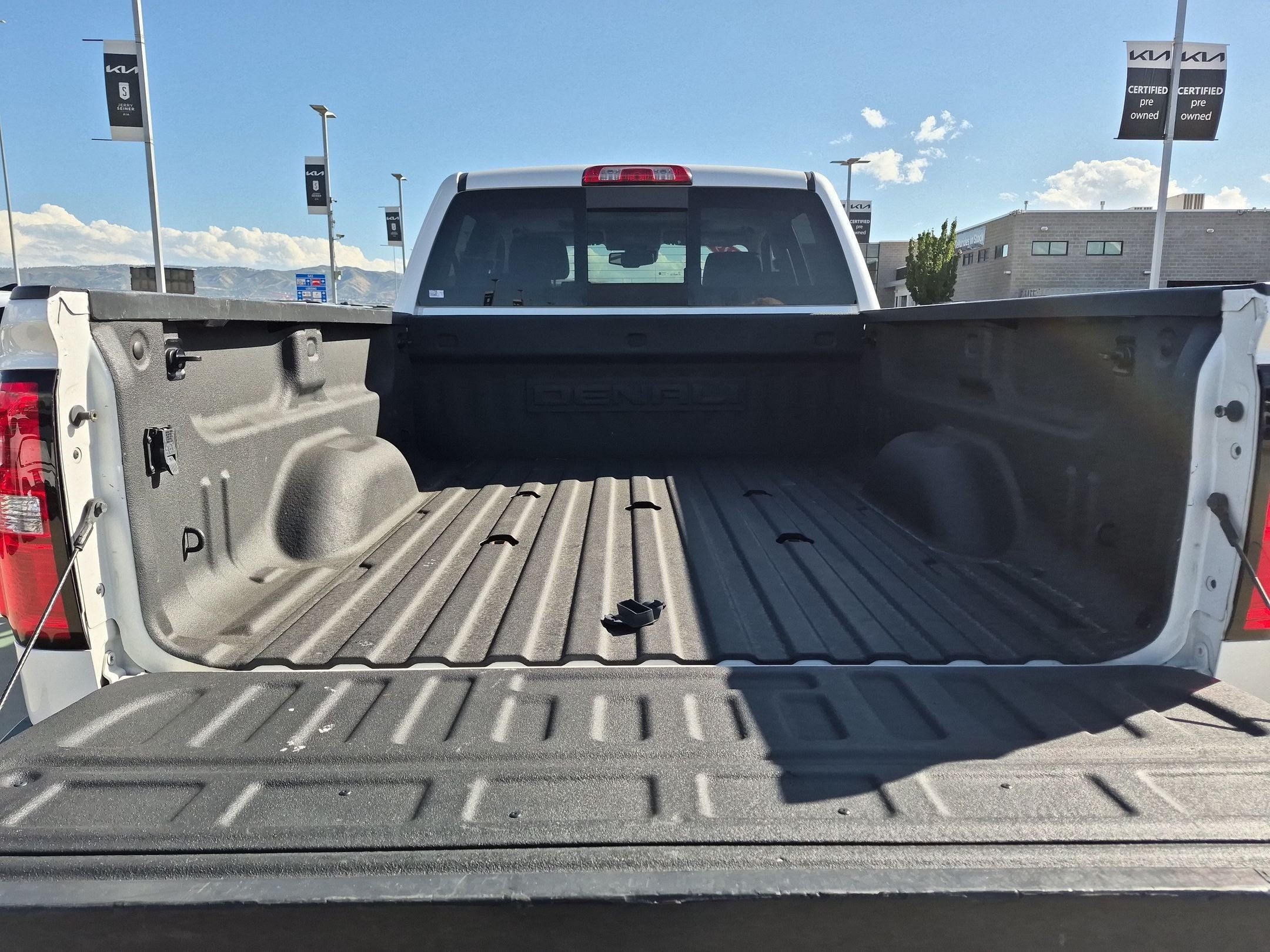 Used 2019 GMC Sierra 3500 Denali w/ Duramax Plus Package AWD/4WD image 29