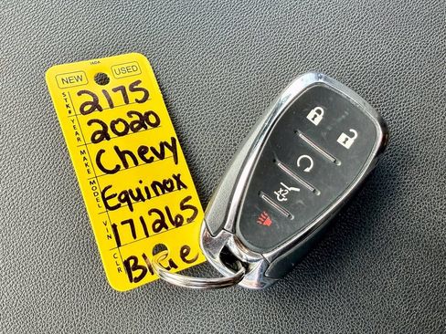 Used 2020 Chevrolet Equinox LT FWD image 32