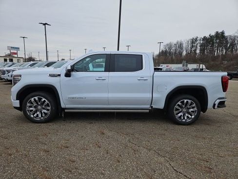 New 2026 GMC Sierra 1500 Denali image 2