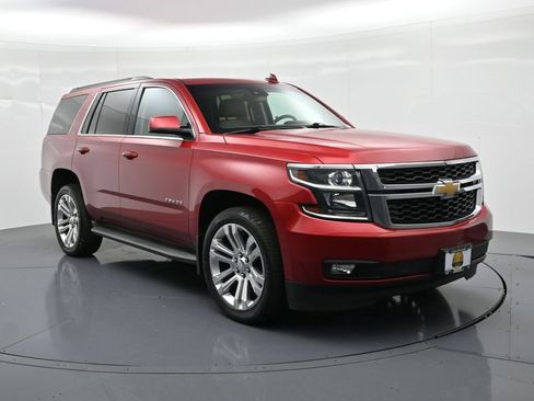 Used 2015 Chevrolet Tahoe LT w/ Luxury Package AWD/4WD image 4