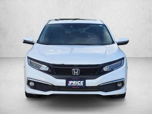 Used 2020 Honda Civic Touring image 2
