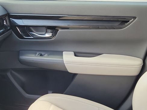 Certified 2025 Honda CR-V EX-L image 29