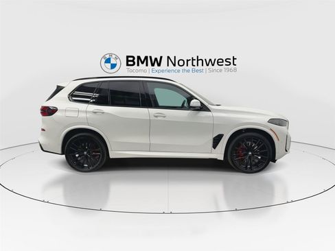 New 2026 BMW X5 xDrive40i w/ M Sport Package AWD/4WD image 5