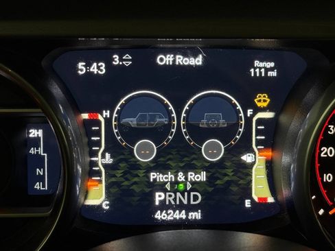 Used 2018 Jeep Wrangler Unlimited Sahara w/ Uconnect 4C Nav & Sound Group AWD/4WD image 71
