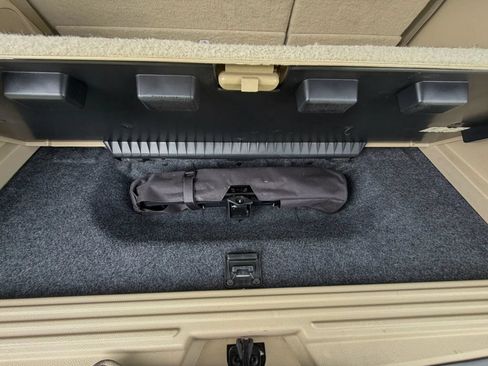 Used 2015 Lincoln Navigator L 4WD w/ Equipment Group 101A Reserve image 56