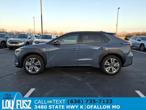 Used 2024 Subaru Solterra Touring image 4