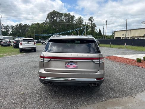 Used 2020 Lincoln Aviator Reserve w/ Equipment Group 201A RWD image 6
