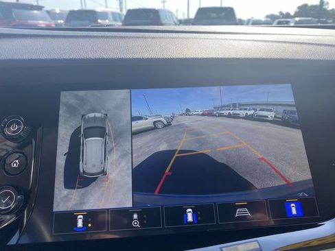 Certified 2023 Buick Envision Avenir FWD image 17