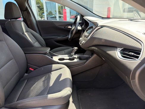 Used 2016 Chevrolet Malibu LT FWD image 27