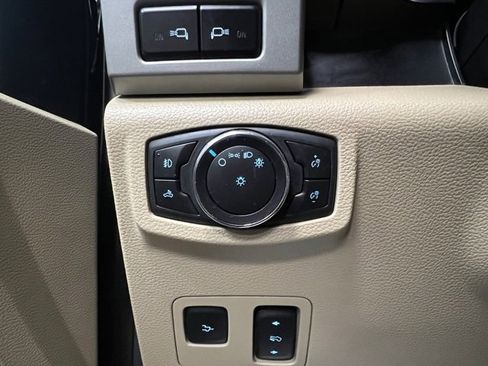 Used 2021 Ford F250 Lariat w/ Lariat Ultimate Package image 31