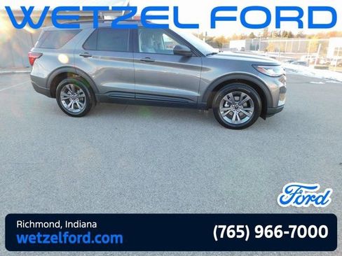 New 2026 Ford Explorer Active w/ Active Comfort Package image 1
