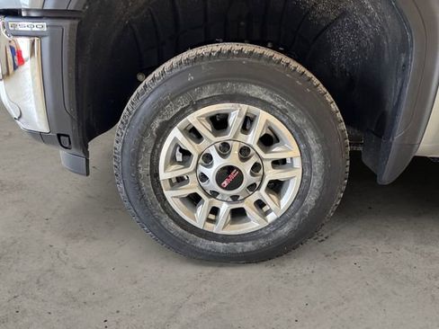 New 2026 GMC Sierra 2500 SLE w/ SLE Convenience Package image 15