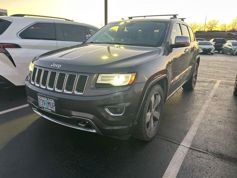 Used 2015 Jeep Grand Cherokee Overland image 2