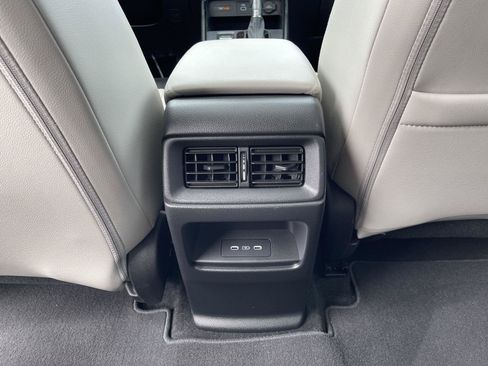Used 2024 Honda CR-V EX-L image 16