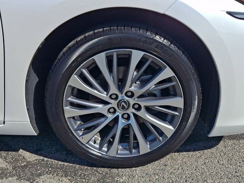 Certified 2021 Lexus ES 350 w/ Premium Package FWD image 9
