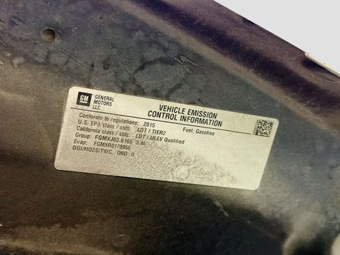 Used 2015 Cadillac SRX Premium image 16