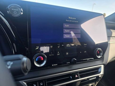 New 2026 Lexus RX 450h AWD image 28