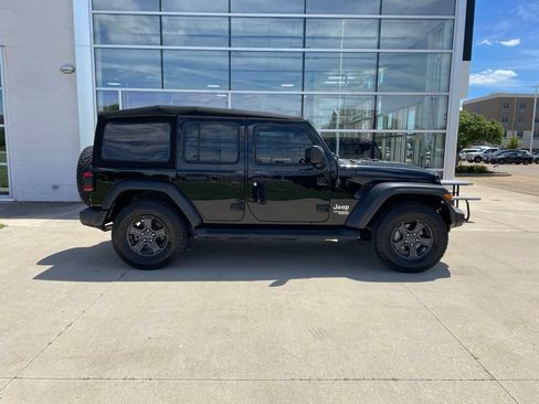 Used 2020 Jeep Wrangler Unlimited Sport S AWD/4WD image 4