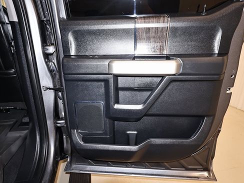 Certified 2021 Ford F250 Lariat image 17