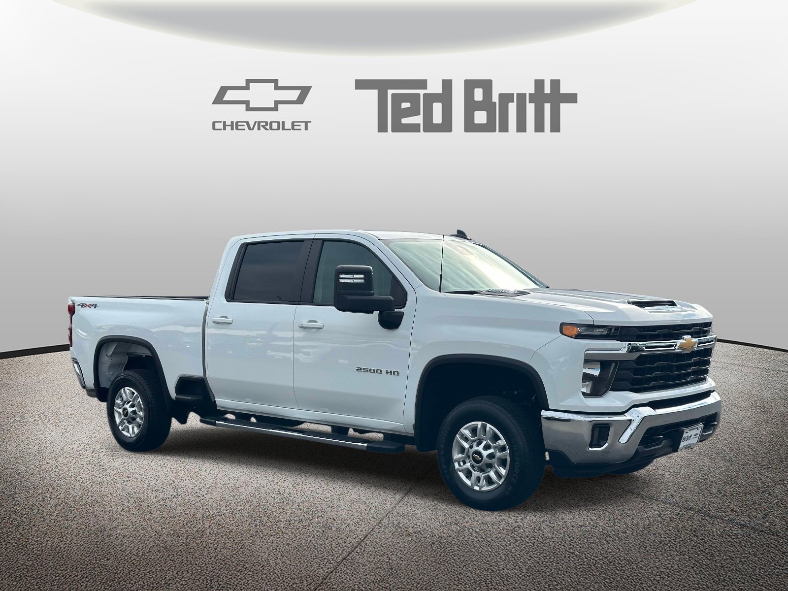 Used 2025 Chevrolet Silverado 2500 LT w/ Convenience Package AWD/4WD image 3