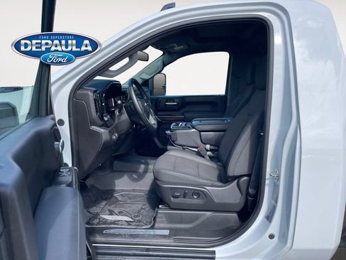 Used 2026 Chevrolet Silverado 3500 LT w/ Convenience Package AWD/4WD image 6