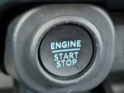 Certified 2025 Ford Maverick Lobo image 25