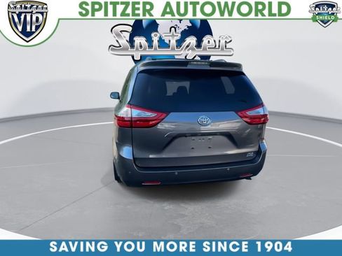 Used 2017 Toyota Sienna XLE w/ XLE Navigation Package AWD/4WD image 8