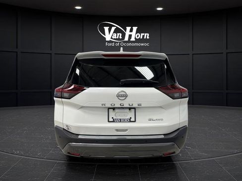 Used 2023 Nissan Rogue SL w/ SL Premium Package image 14
