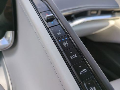 Used 2020 Chevrolet Corvette Stingray w/ 3LT Preferred Equipment Group image 26