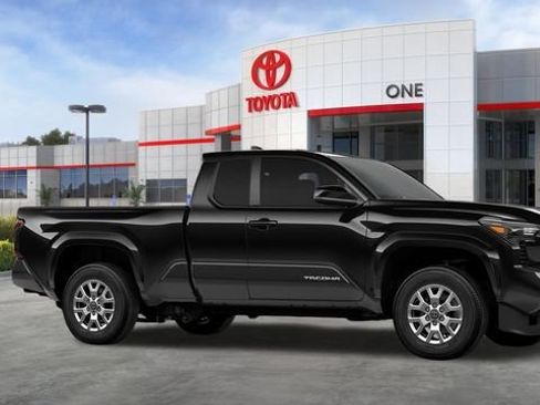 New 2026 Toyota Tacoma SR5 RWD image 17