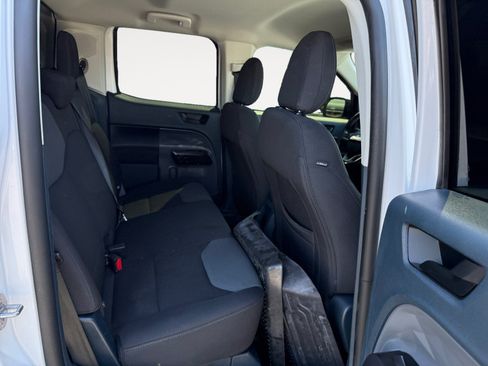 Used 2024 Ford Maverick XL FWD image 18
