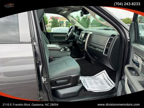 Used 2016 RAM 1500 Classic SLT RWD image 18