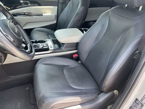 Used 2024 Kia Carnival SX Prestige FWD image 37